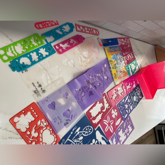 Stencil Bundle - Picture 1 of 8